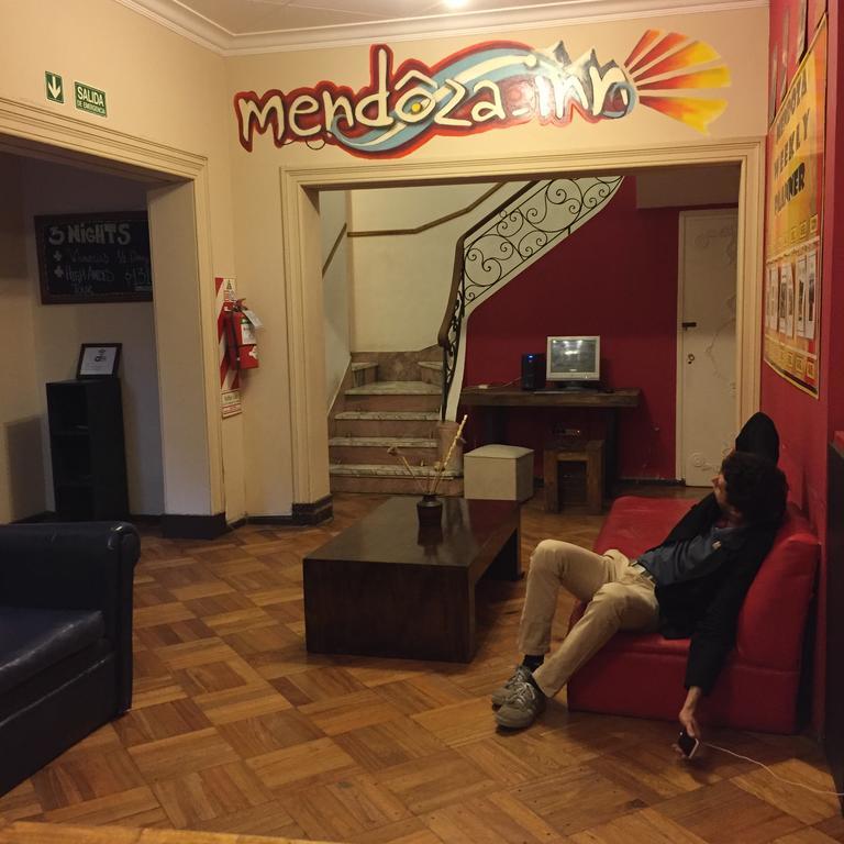 Hostel Mendoza Inn エクステリア 写真